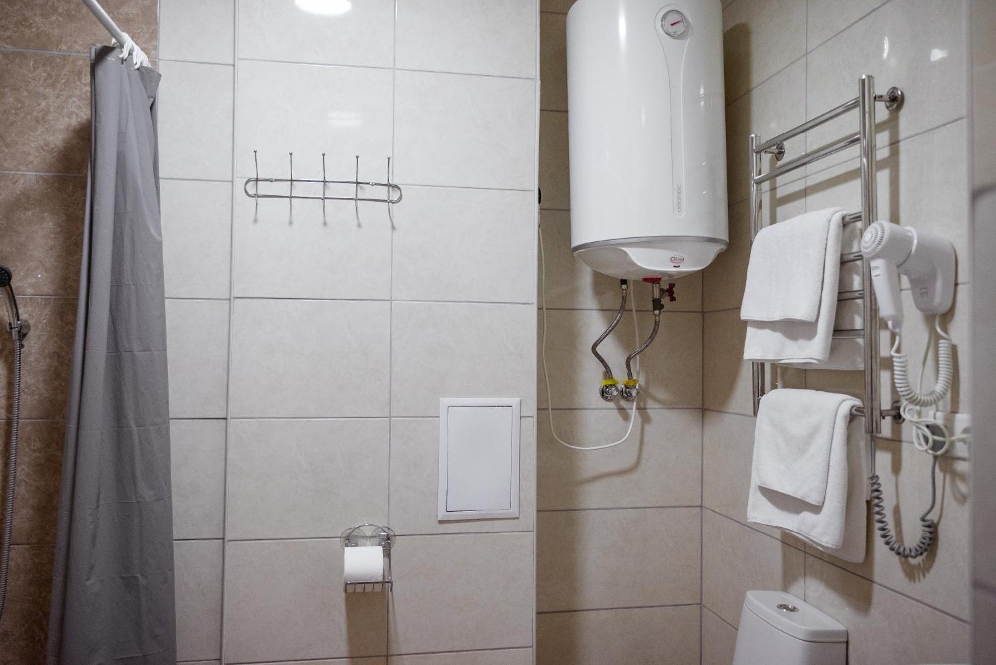 Hotel Butterfly Sadove Екстериор снимка